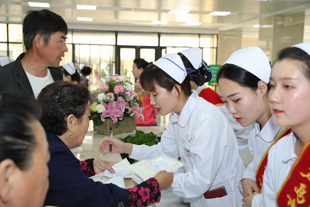 葫芦岛市第二人民医院全面升级，盛大开诊(图1)